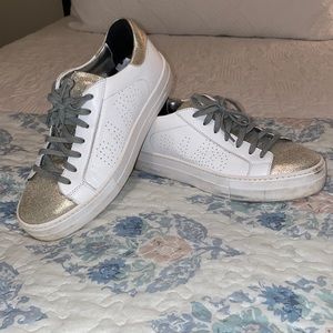 P448 Thea Sneaker. Size 40. White and gold metallic. EUC